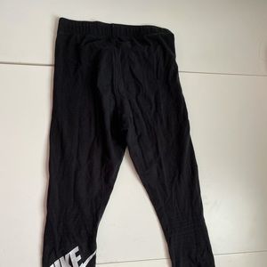 black nike leggings
